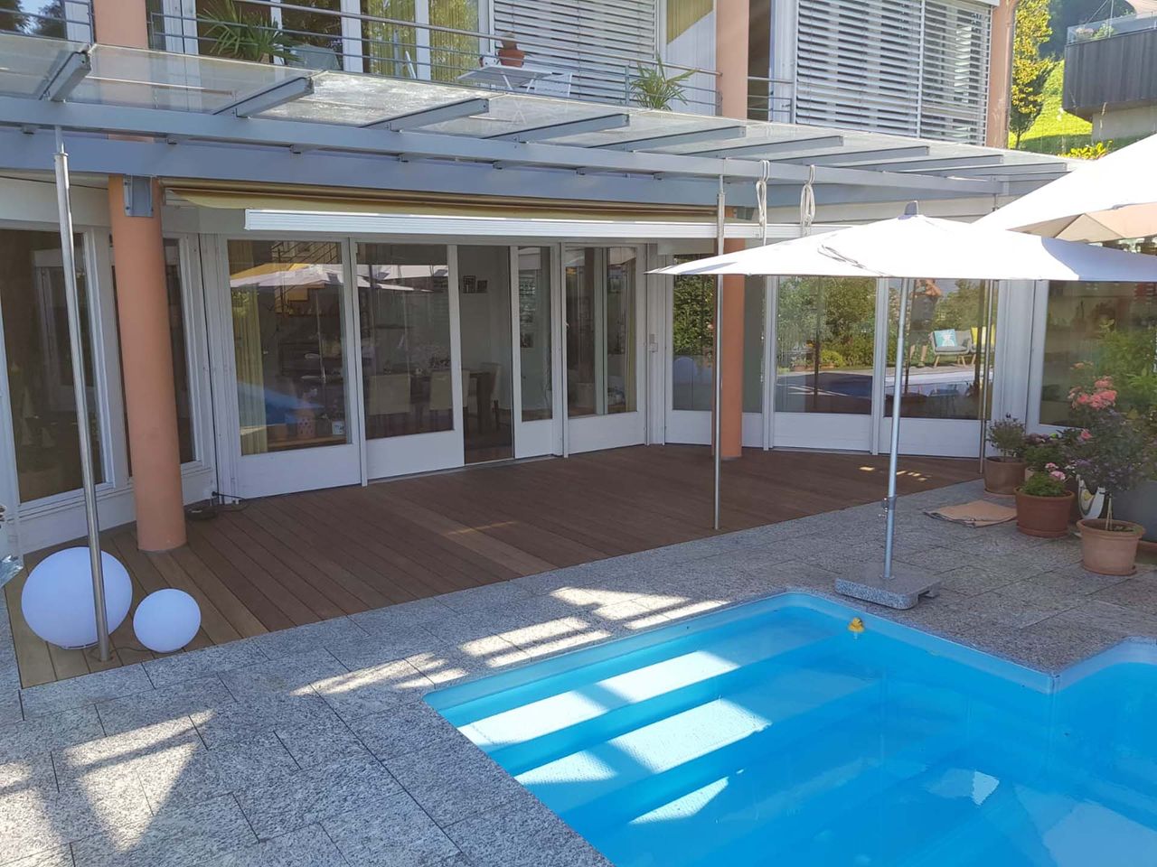 Terrasse mit Pool in Dornbirn